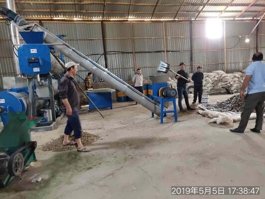 Mobile Or Stationary Fully Automatic Fish Feed Plant Equipped Line