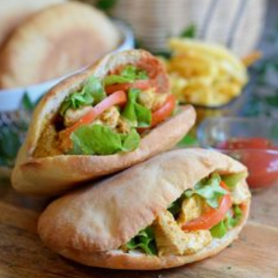 Food Industry Pita Bread , Paratha Production Line With Water As Raw Material And 550 Capacity