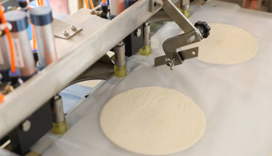 Normal Output Grain Product Making Machines , 200g Tortilla Manufacturing Equipment