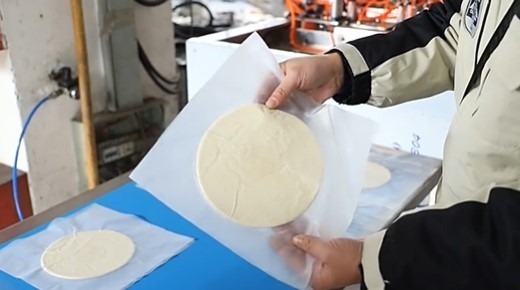 Industrial Scallion Pancake Paratha Making Machine 3000 - 10000 Pcs/H